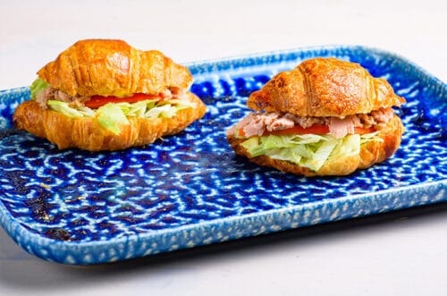 Croissant Artesano Mini Lechuga,Tomate, Aceitunas y Atún
